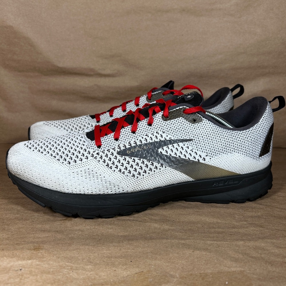 Brooks Revel 4 Mens Running Shoes White Black Red 1103471D151 Size 13 D - Picture 2 of 10